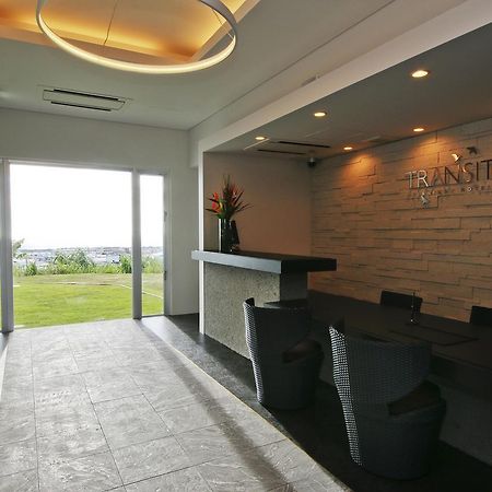 Transit Overnight Hotel Yomitan Exterior foto